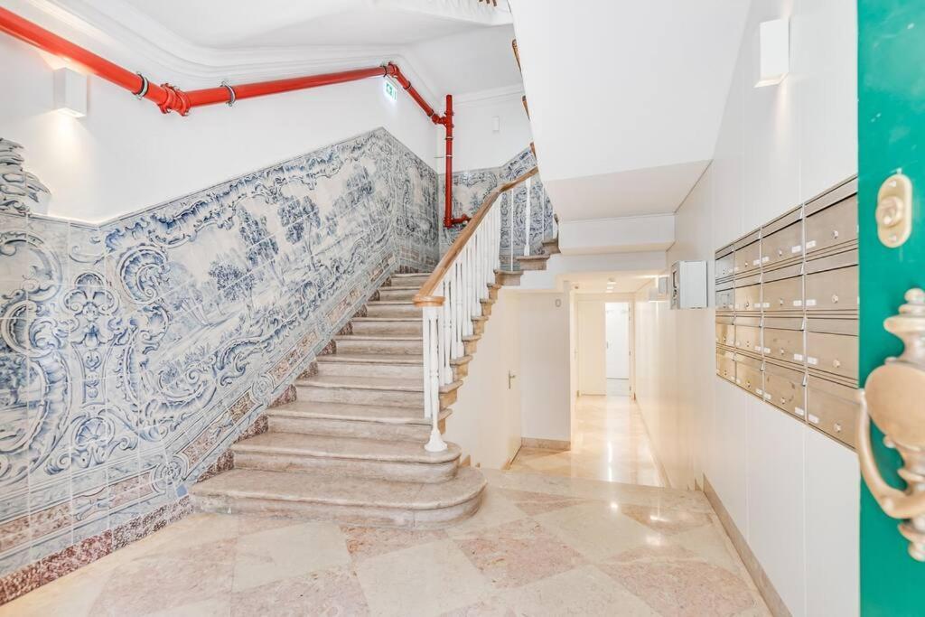 Made For The City Lovers- Urban Charm In Chiado Lisboa Exteriér fotografie